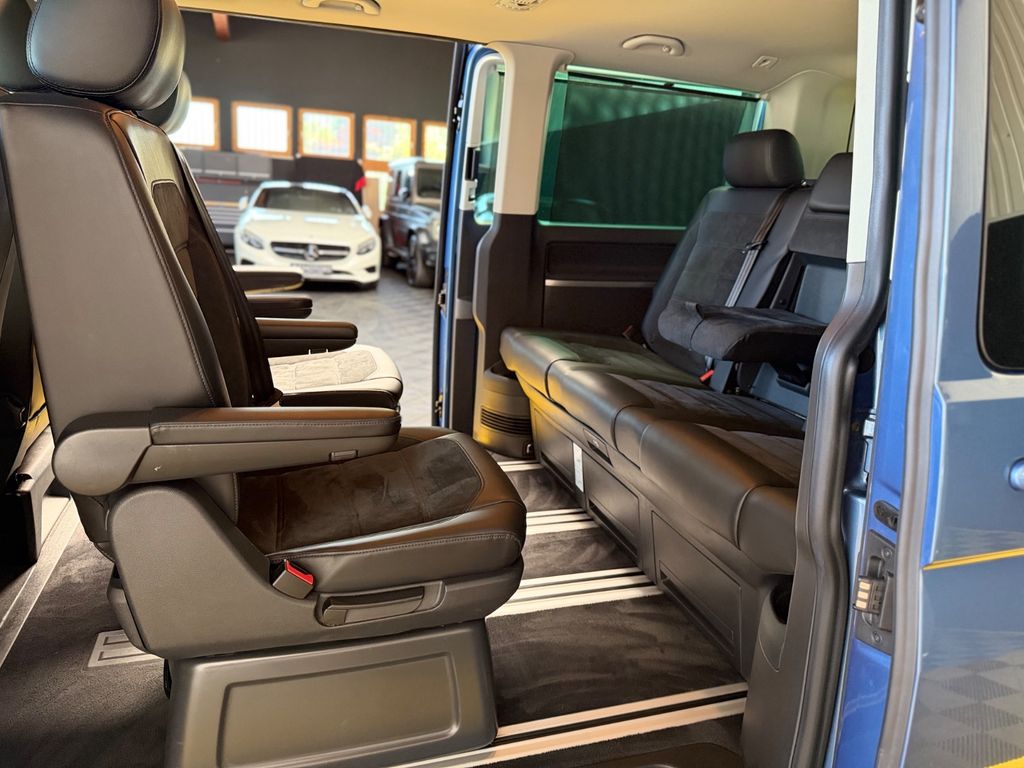 VW T6 Multivan /DSG/2xEL.SCHTÜR/AHK/ACC/LED/MEMORY VW T6 Multivan /DSG/2xEL.SCHTÜR/AHK/ACC/LED/MEMORY