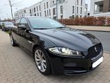 Jaguar XF 3.0 V6 Diesel/BLACK/SEHR GUT !" - Jaguar XF SE mit Diesel-Antrieb