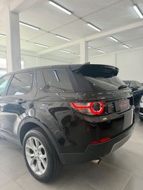 Land-Rover Discovery - 11