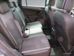 VW Tiguan 2.0 TDI R-Line 4M Matrix Nav Ahk Sport-Pa VW Tiguan 2.0 TDI R-Line 4M Matrix Nav Ahk Sport-Pa