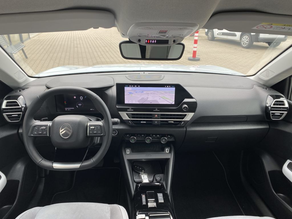 Fahrzeugabbildung Citroën C4 PureTech 130 *Automatik* MAX *360Grad Kamera*
