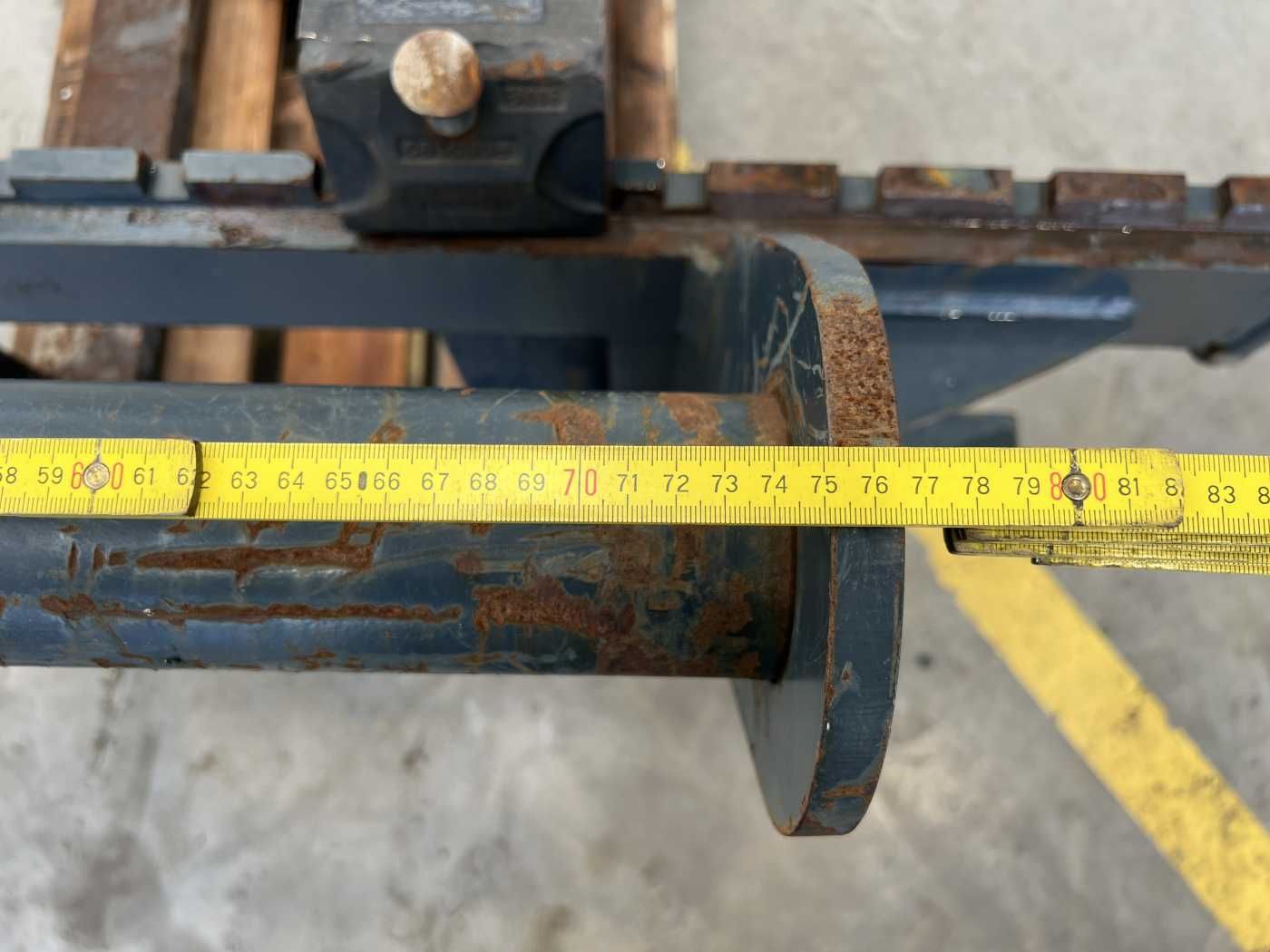 Fahrzeugabbildung Andere Magni Palettengabel / Manitou / 5.000 kg / 2017
