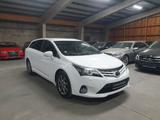 Toyota Avensis 2,2-l-D-4D Autom.Comfort / Kamera_Xenon - gebrauchte Toyota Avensis aus dem Jahr 2013