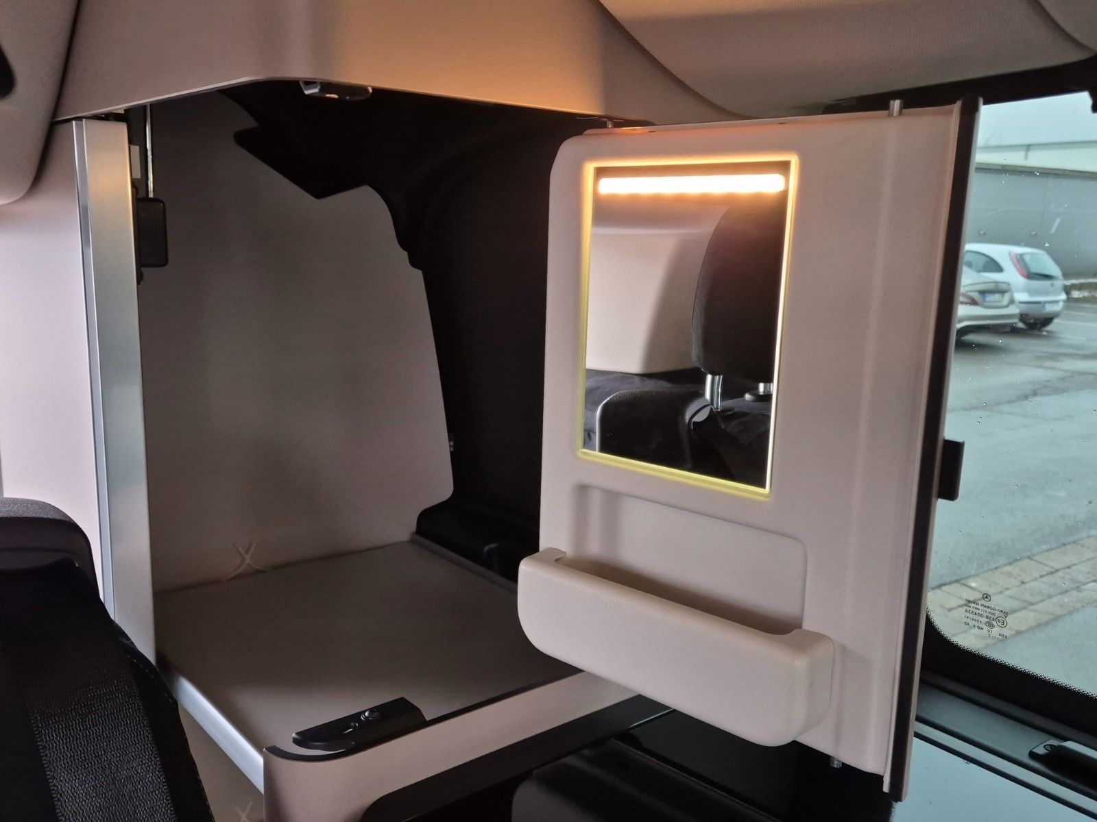 Fahrzeugabbildung Mercedes-Benz V220D MARCO POLO MY LIFFE EDITION SOLAR 360°