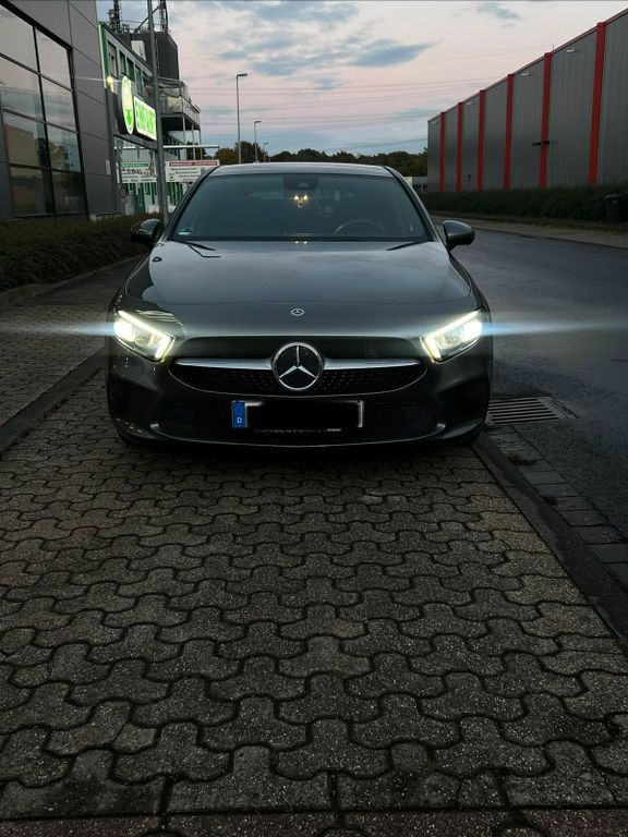Image of Mercedes-Benz A 180