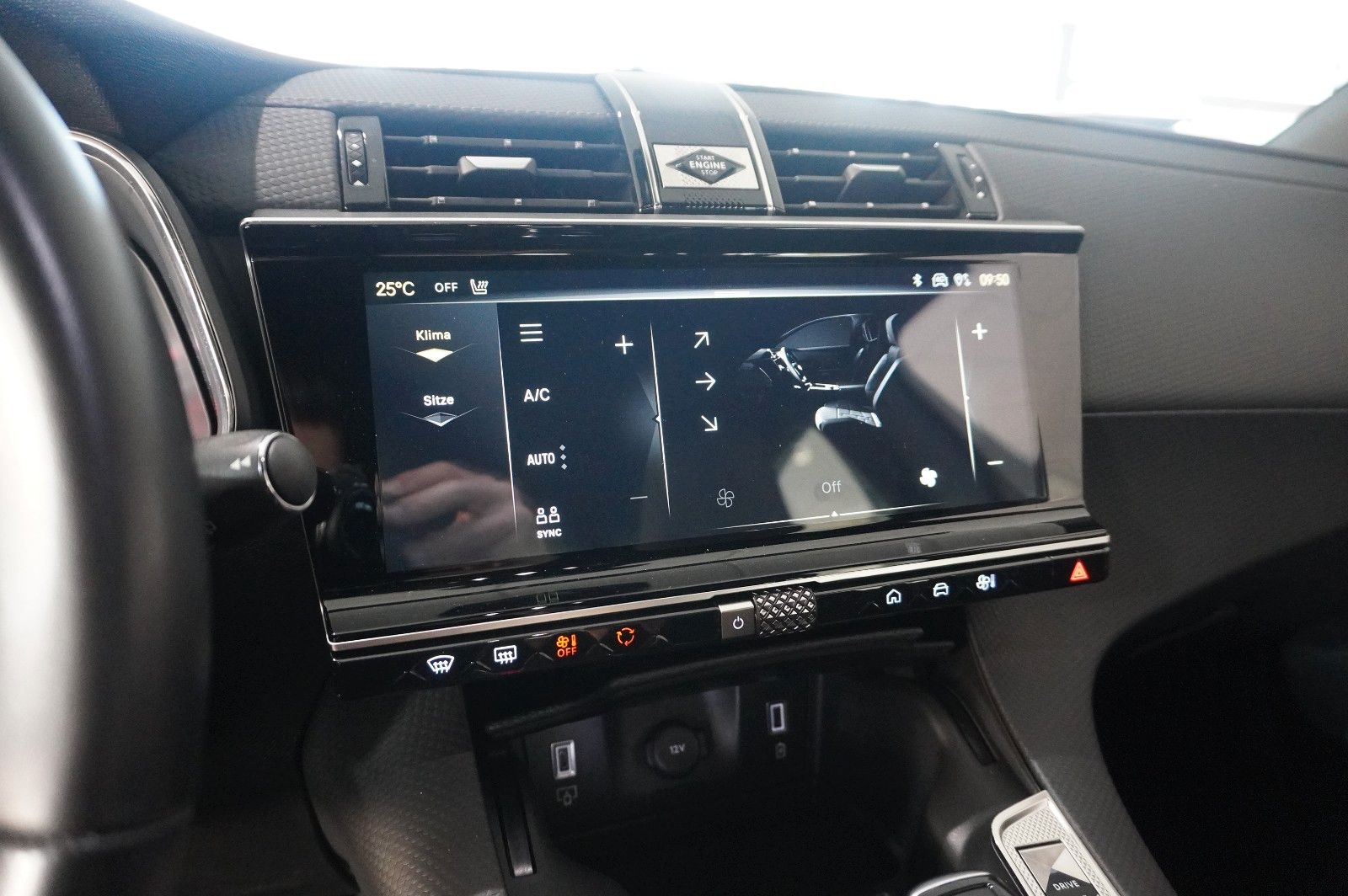Fahrzeugabbildung DS Automobiles DS7 (Crossback) 1.5D BASTILLE+ NAVI/LED/360°/DAB