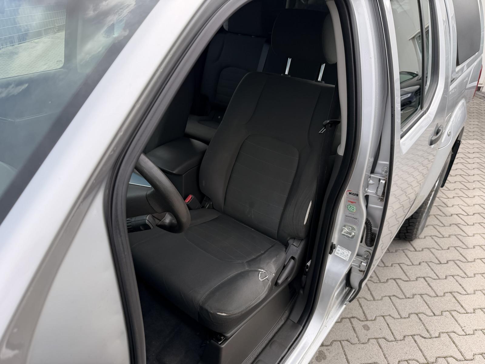 NISSAN NAVARA 144CH PICKUP DOUBLE CABINE SE 4X4