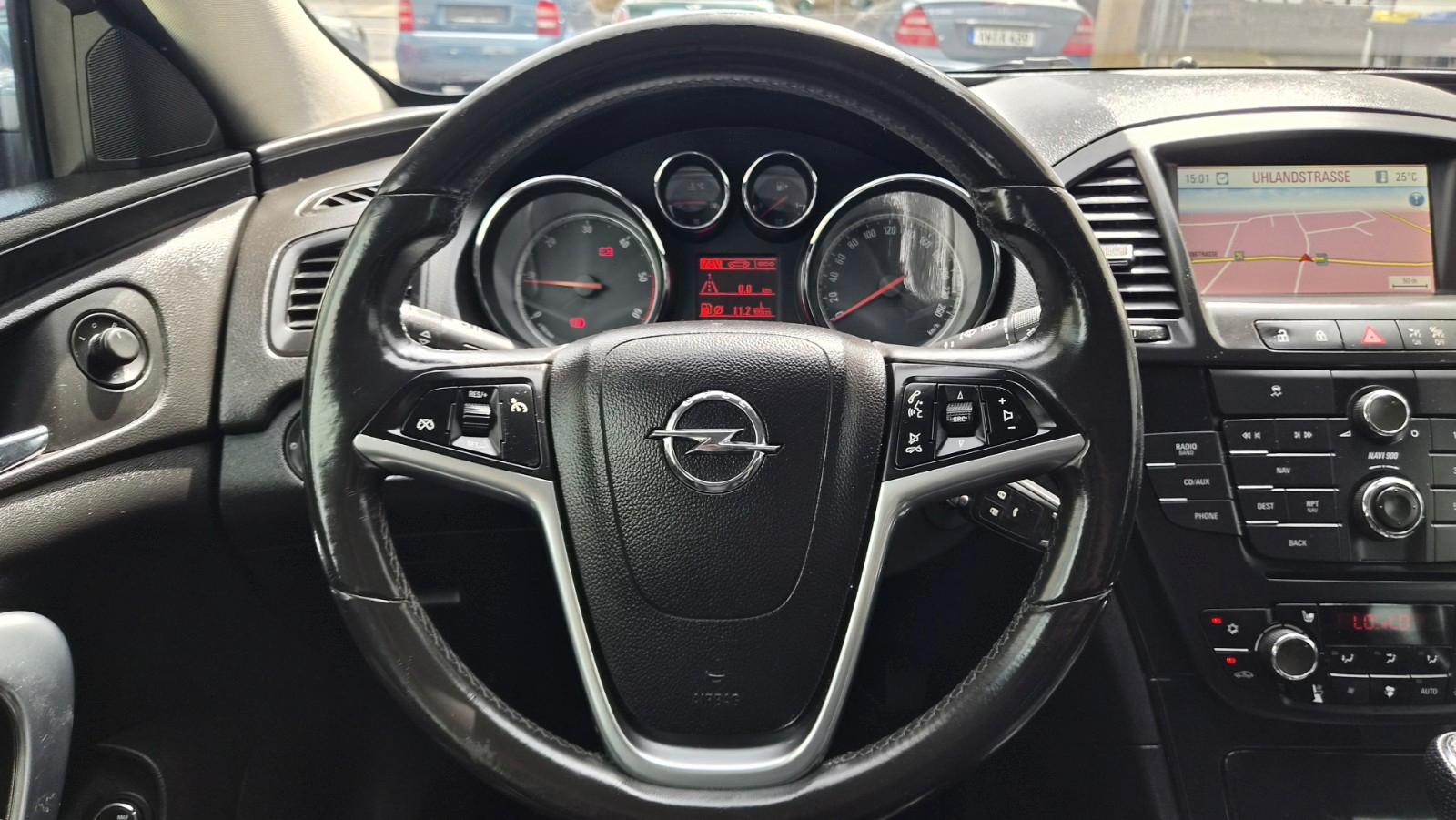 Opel Insignia 2012 — photo 23