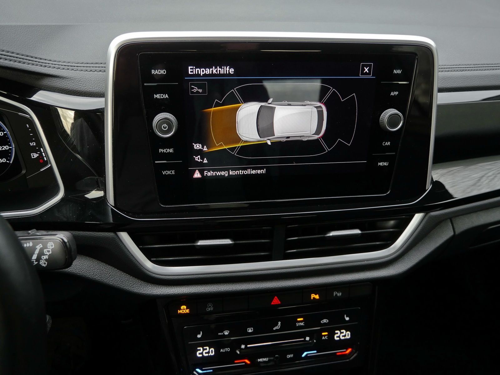 Volkswagen T-Roc - Bild 15