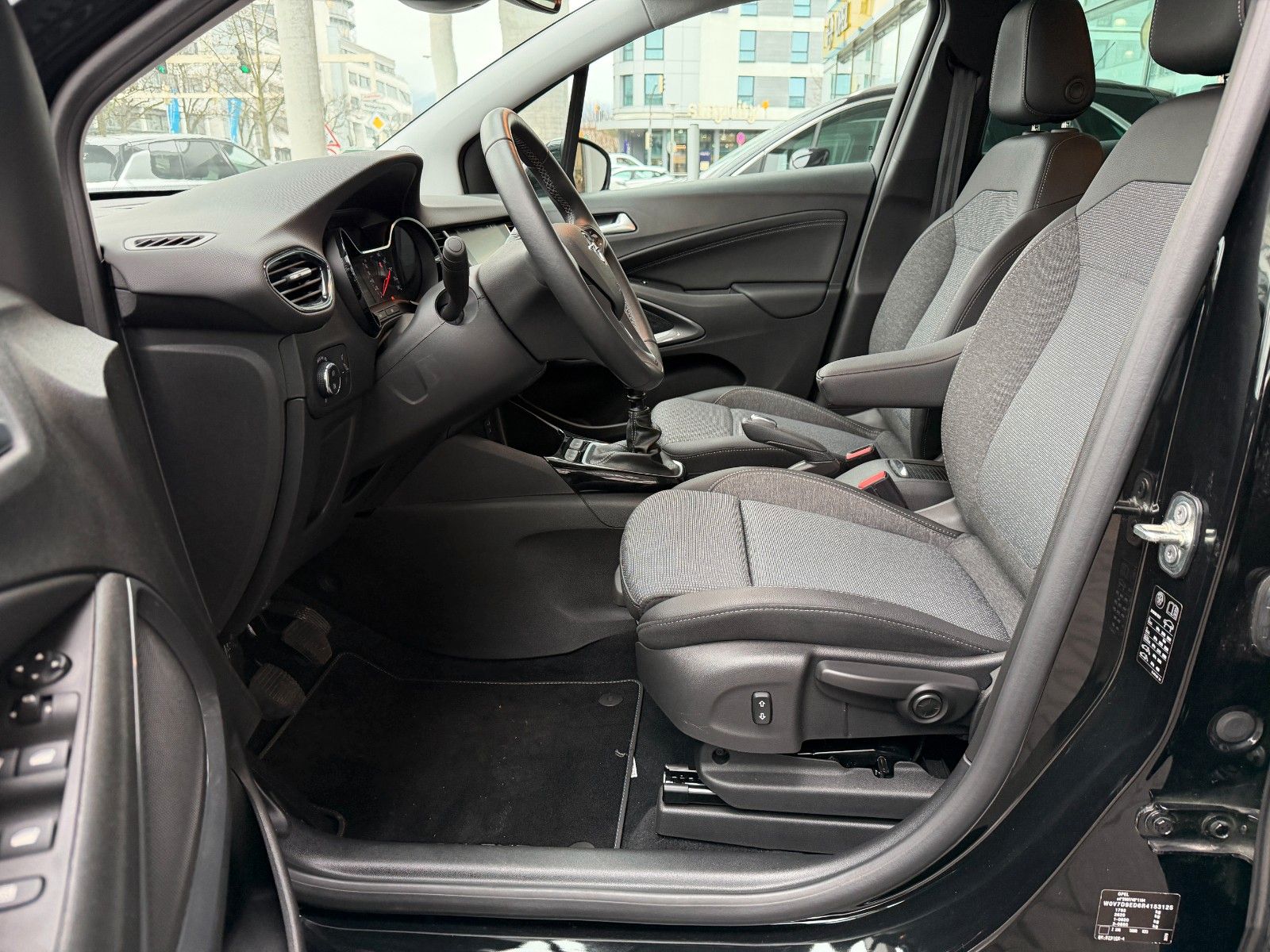 Fahrzeugabbildung Opel Crossland Elegance 110PS Navi/Kamera/Allwetter!