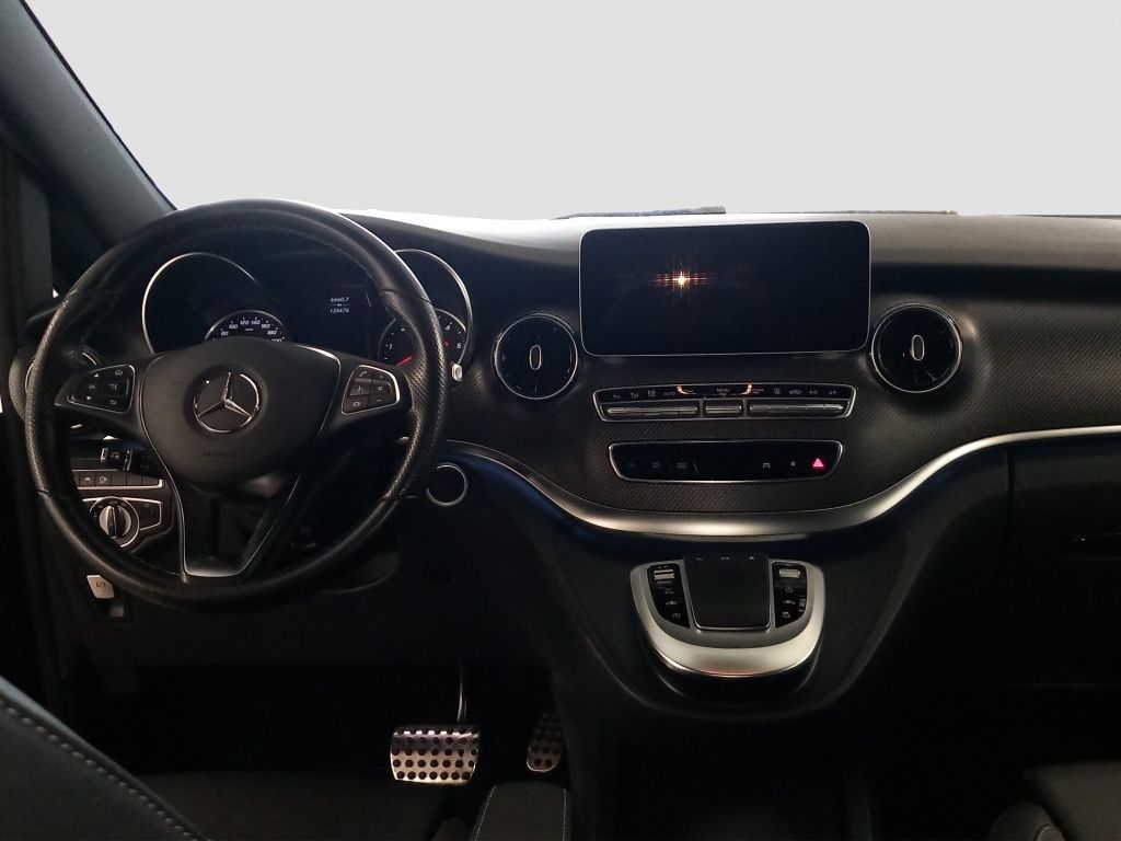 Fahrzeugabbildung Mercedes-Benz V 300 d 4MATIC AVANTGARDE EDITION Lang AHK*Leder