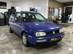 Fahrzeugabbildung Volkswagen Golf III 1.6 / Schiebedach