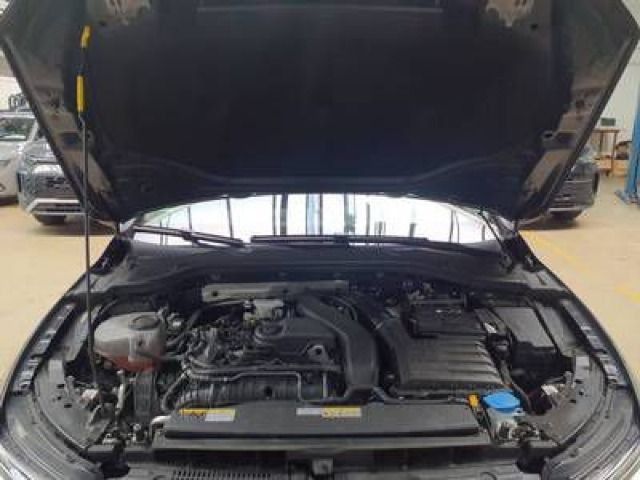 Volkswagen Golf - Bild 7