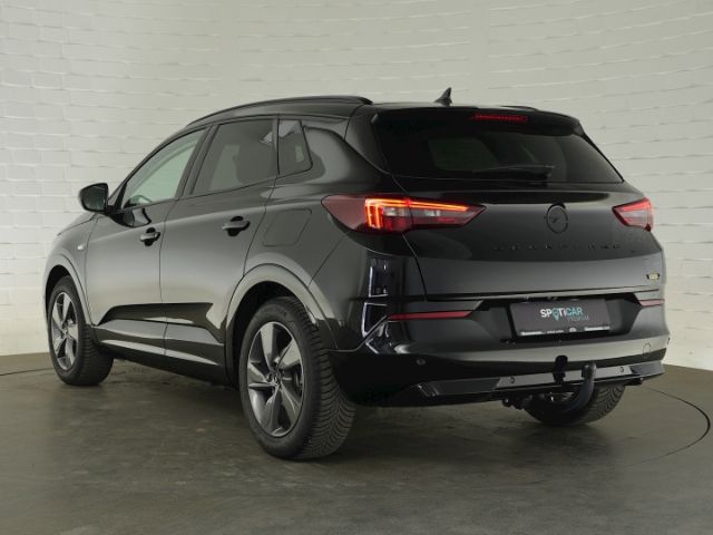 Grandland GSe PHEV 4X4 AT+ANHÄNGERKUPPLUNG+NAVI+