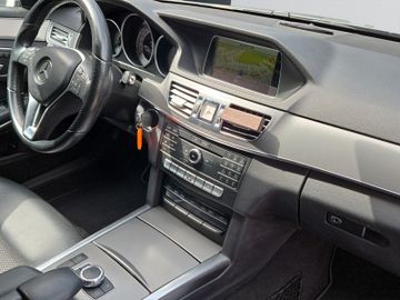 Mercedes E 200 - 10