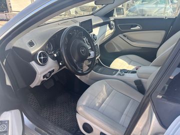 Mercedes CLA 220 - 9