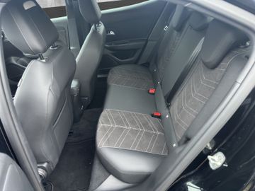 Opel Mokka e Ultimate 50kWh Kam,KeyLes,LED,Nav,SHZ,AC