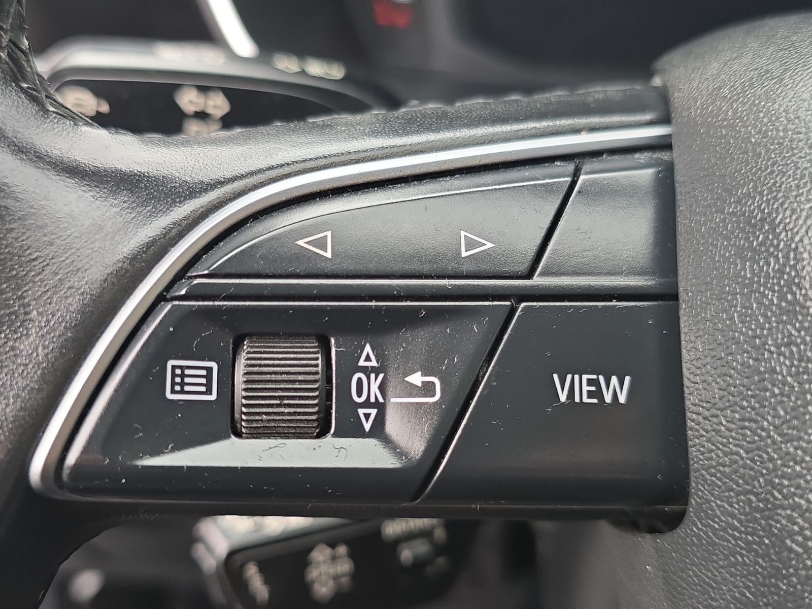 Fahrzeugabbildung Audi Q3 Sportback 45 TFSI e basis(EURO6d)