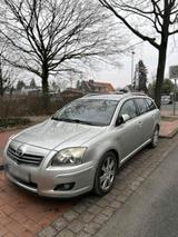 Toyota avensis 2.2 dcat diesel . 2009 . TÙ... - Toyota Avensis in Hannover