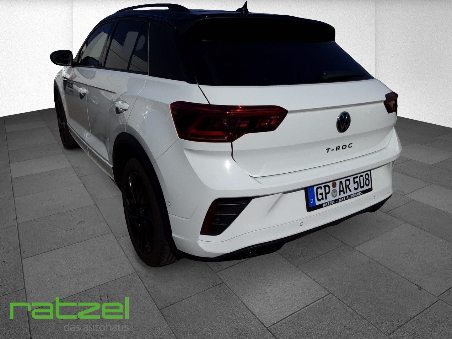 Fahrzeugabbildung Volkswagen T-Roc R-Line 1.5TSI DSG AHK+LED+Kamera+PDC+ACC