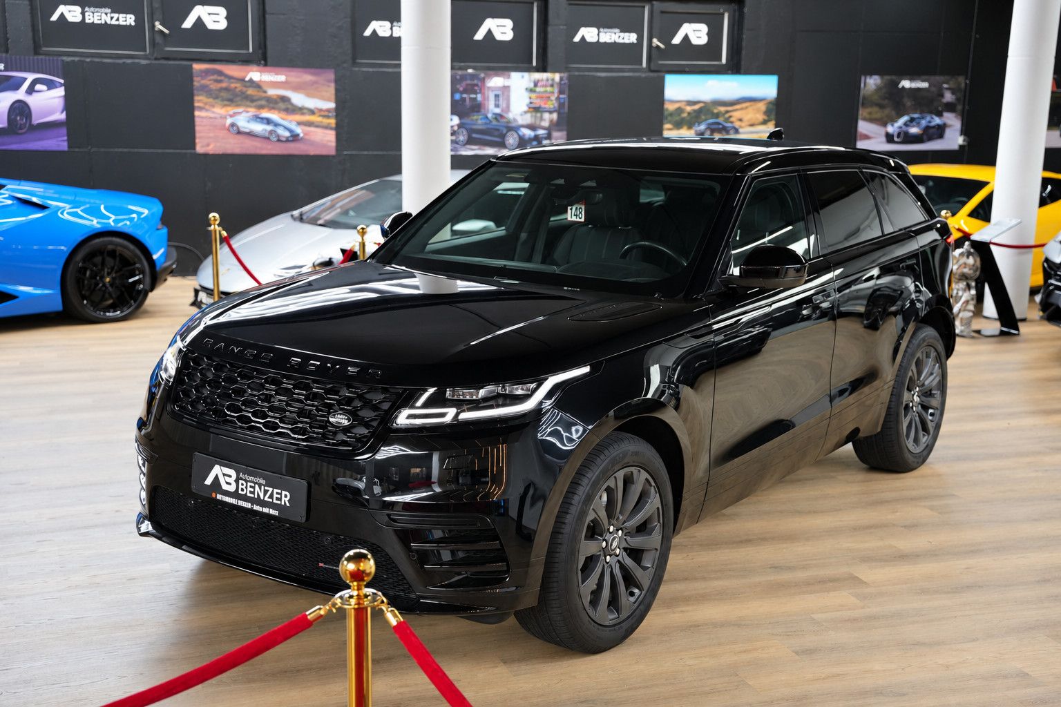 Fahrzeugabbildung Land Rover Range Rover Velar R-Dynamic SE *Meridian*Memory*