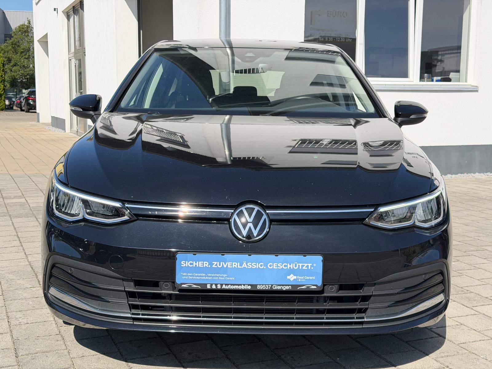 Volkswagen Golf VIII 1.5 TSI Lim. Active/LED/ACC/SPUR/2.H, миниатюра 4