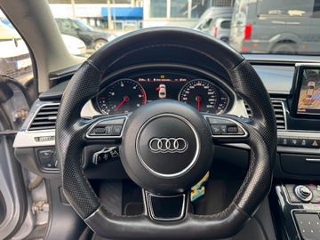 Audi A8 - 11