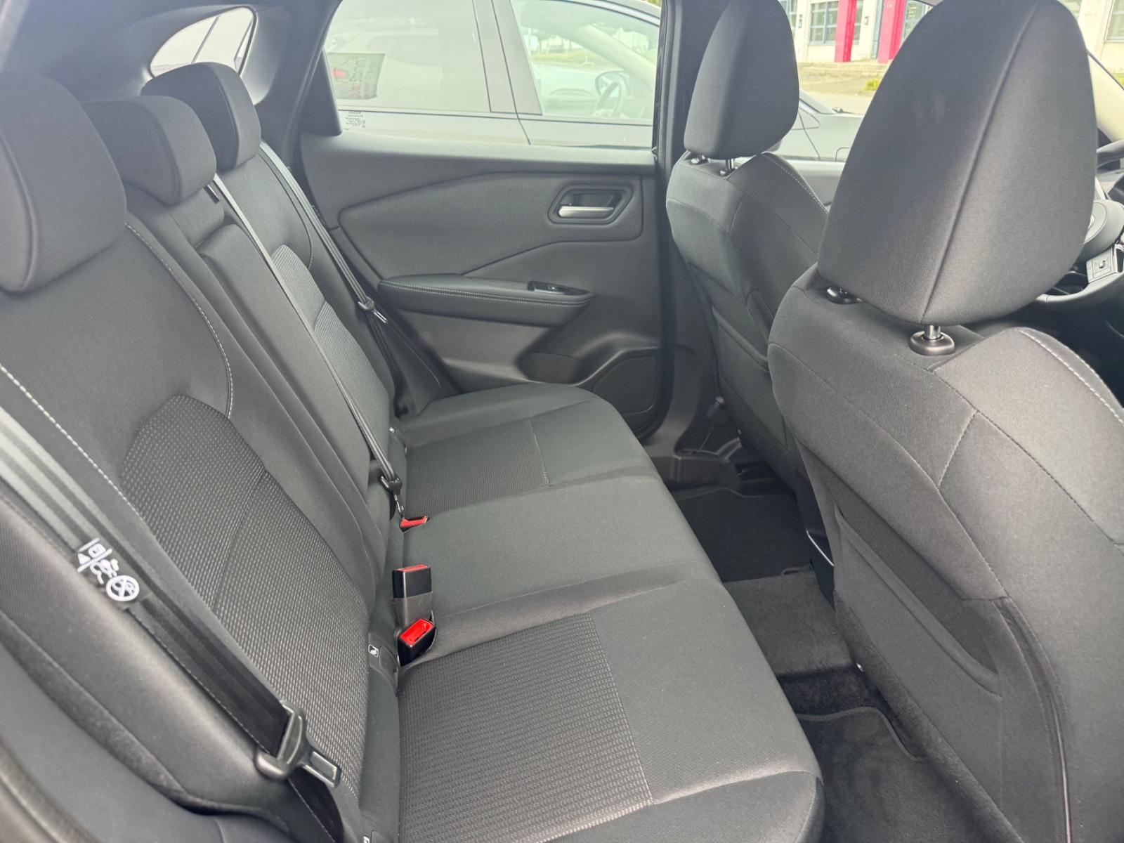 Nissan Qashqai 1.3 Acenta 140PS Navi Sitzhzg. uvm***