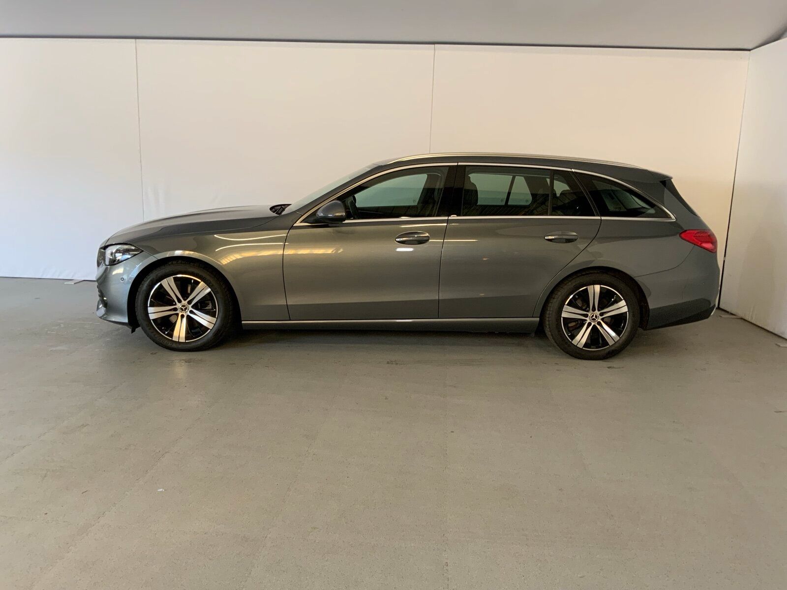 Mercedes-Benz C 200 d T Avantgarde AHK Distronic RüKam LED MBU imagem 3