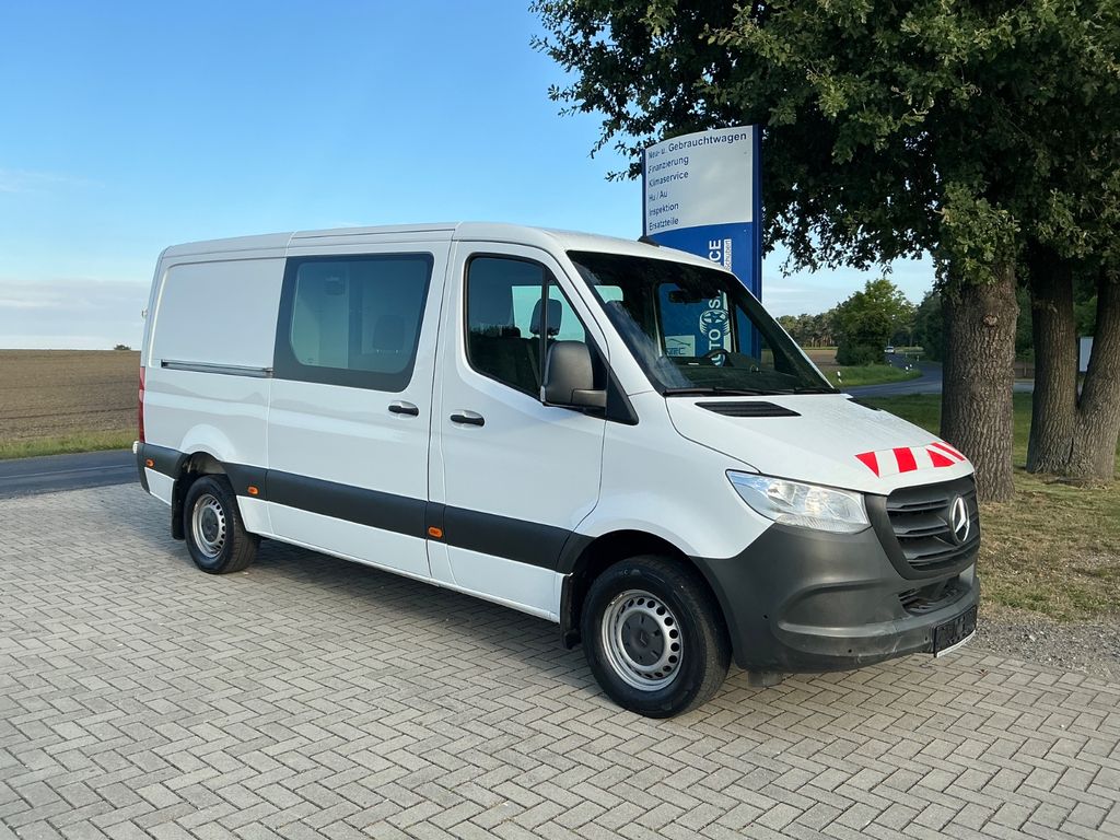 Image of Mercedes-Benz Sprinter