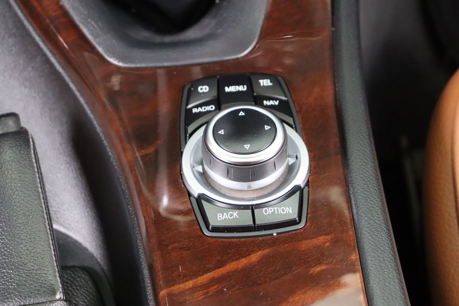 Fahrzeugabbildung BMW 318 i Touring * Xenon * Leder * Pano *