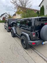Jeep Wrangler Sahara 2.8 CRD Automatik - Jeep Wrangler: Schwarz