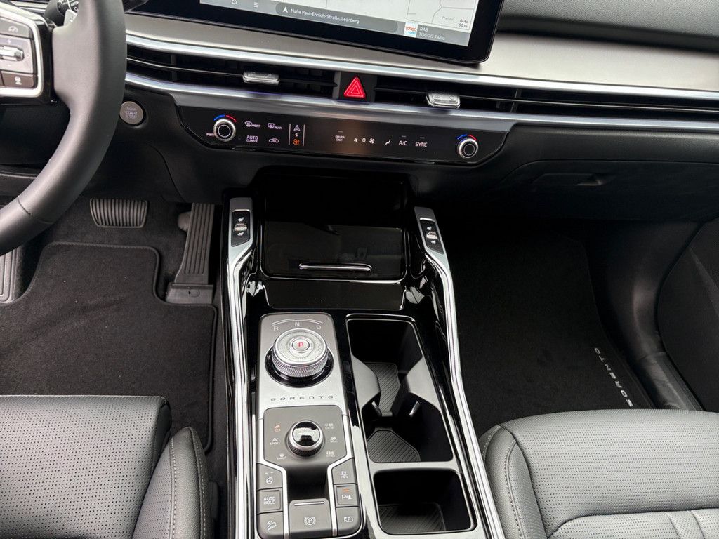 Fahrzeugabbildung Kia SORENTO PE 1.6T PHEV AWD PLUG&RIDE