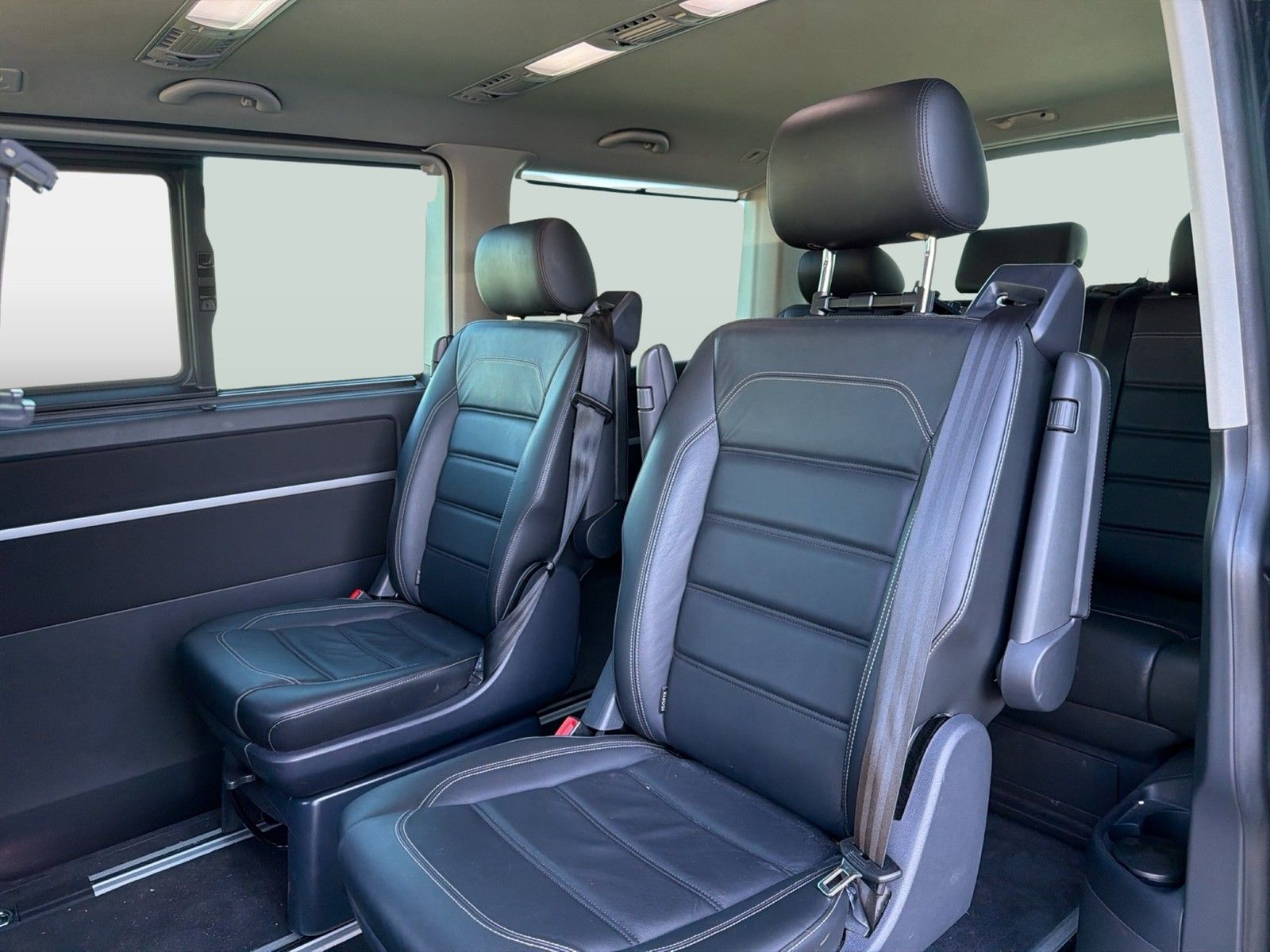 Volkswagen T6 Multivan T6.1 2.0 TDI Comfortline AHK STHZ foto 11