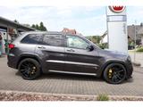 Jeep Grand Cherokee 6.2 V8 710PS TRACKHAWK 22 ZOLL SP - graue Jeep Grand Cherokee