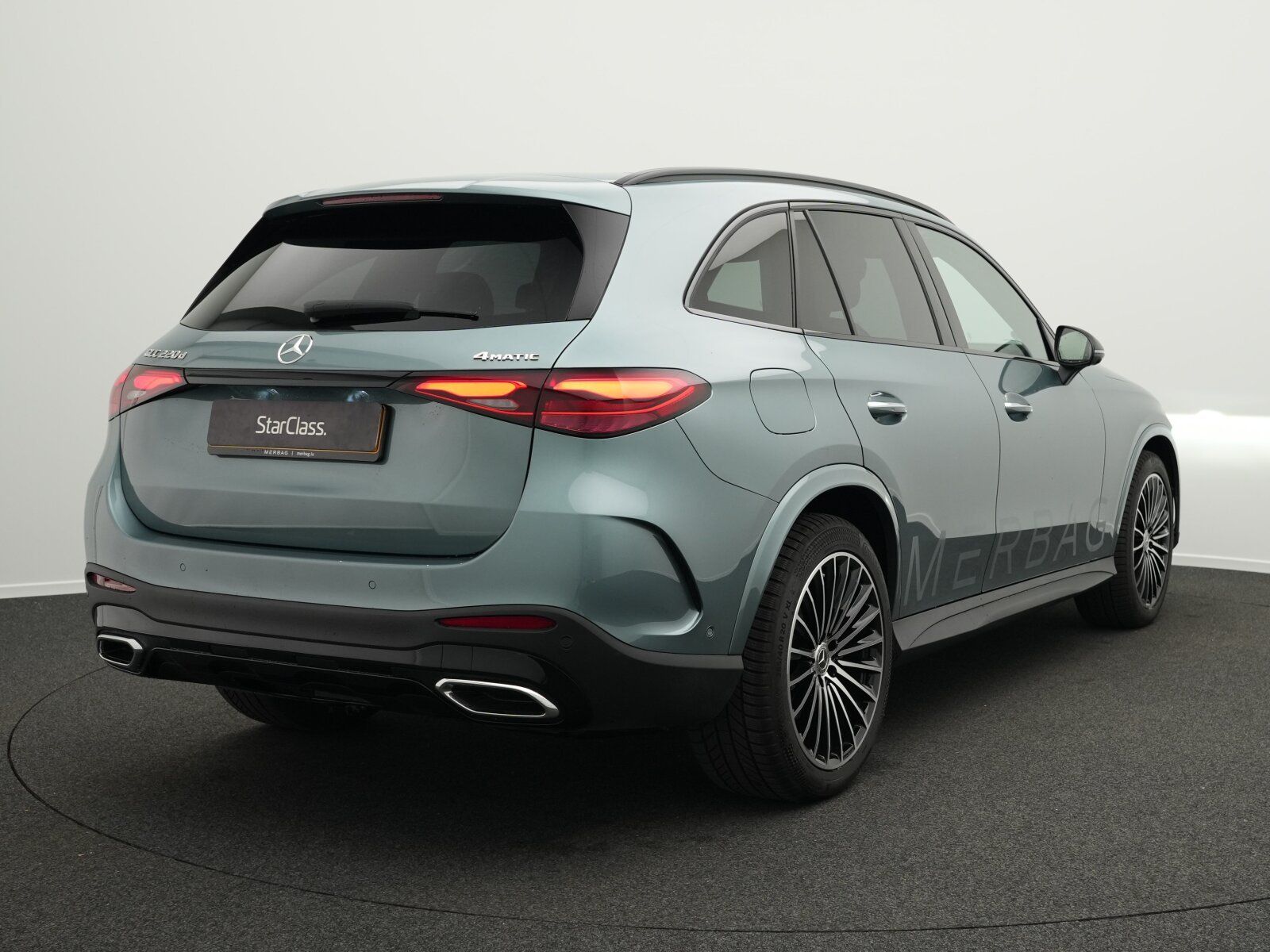 Mercedes-Benz GLC 220 d 4MATIC AMG-Line imagem 3