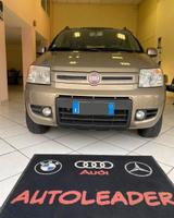 Fiat Panda 1.3 MJT 16V DPF 4x4 Climbing - Fiat Panda Climbing mit Diesel-Antrieb