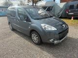 Peugeot *** Peugeot Partner 1.6 Benziner tepee *** - gebrauchte Peugeot Partner aus dem Jahr 2009