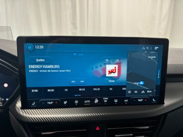 Fahrzeugverkauf 21 Ford Kuga ST-Line 1.5 AT AHK Navi Pano Kamera