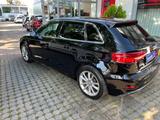 Audi A3 Sportb. e-tron design 1,4 Auto.Leder.Pano. - Audi A3 design mit Hybrid-Antrieb (Benzin/Elektro)