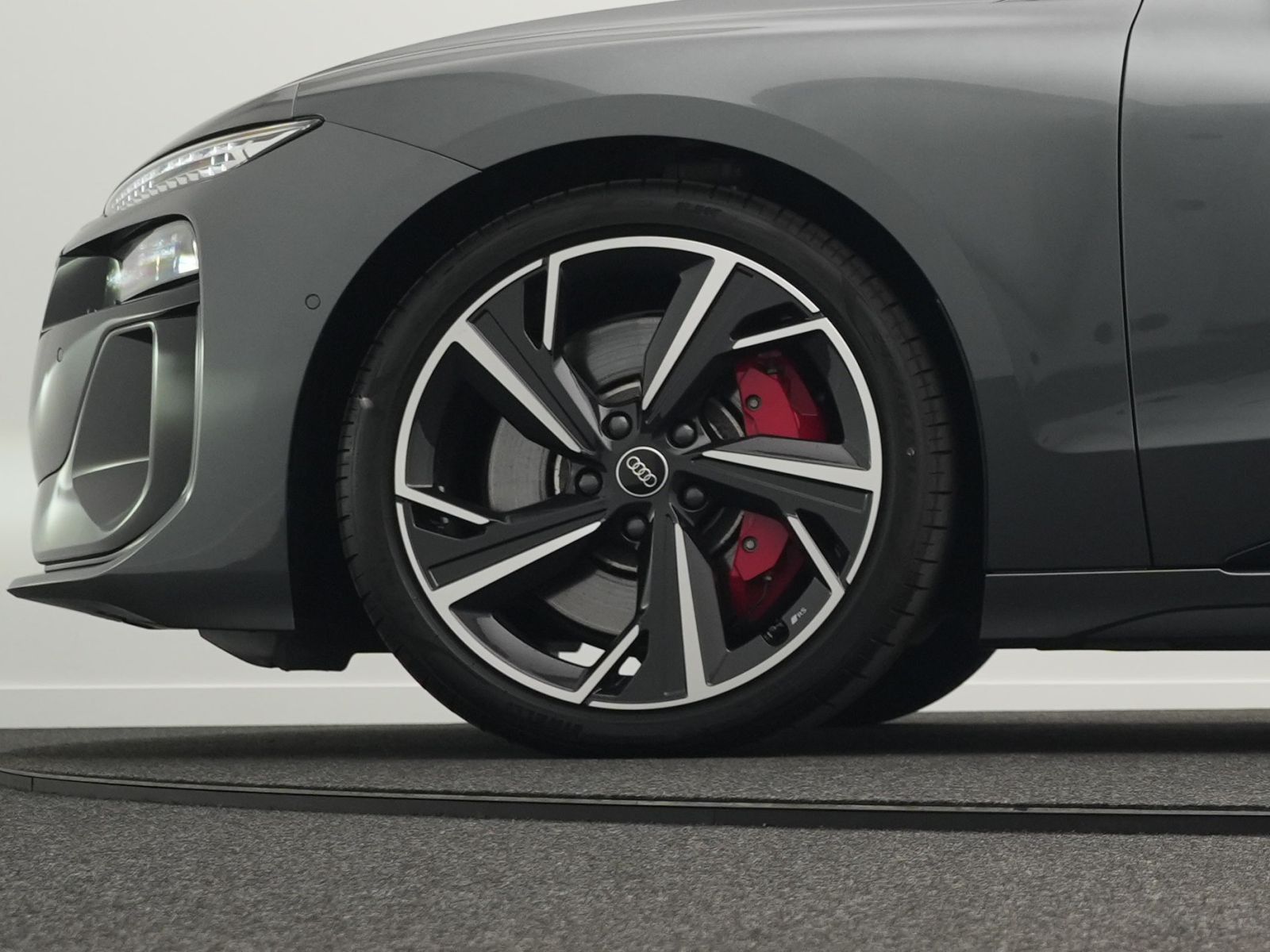 Audi S6 e-tron - Bild 50