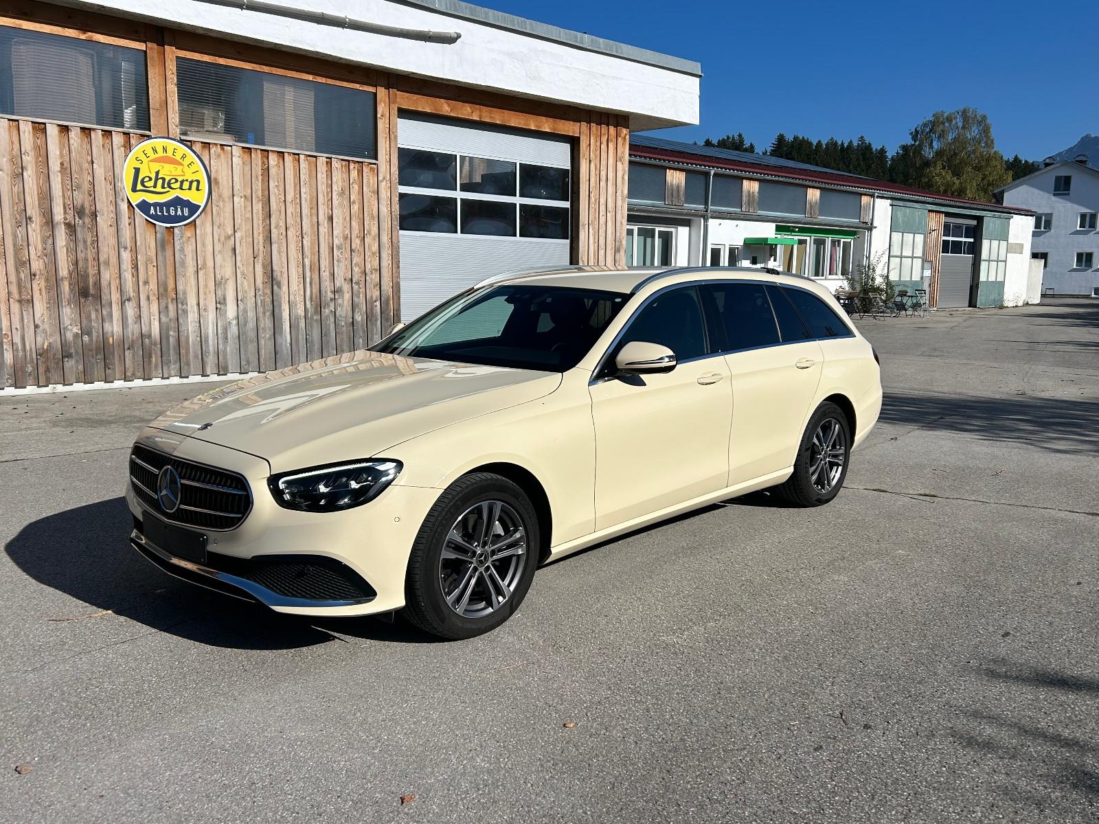 Mercedes-Benz E 220
