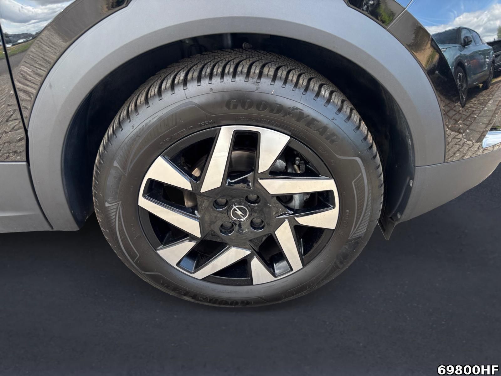 Fahrzeugabbildung Opel Mokka 1.2 Turbo Elegance (EURO 6e)