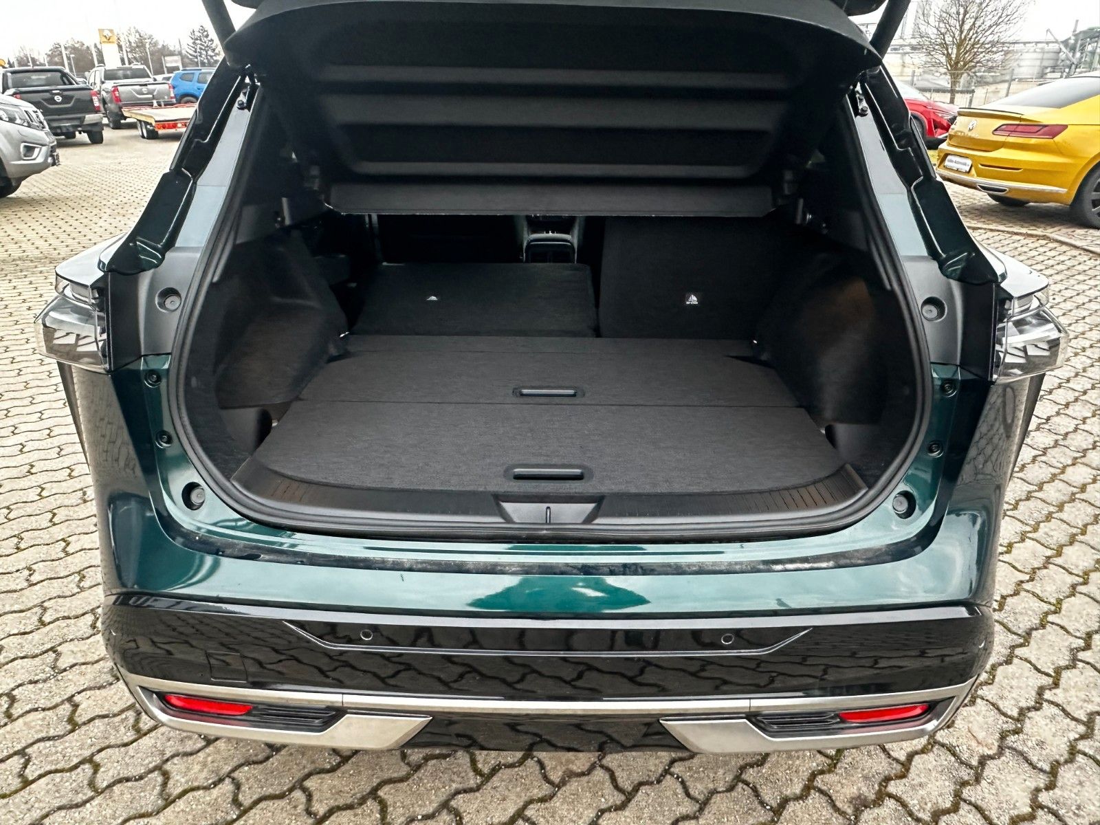 Fahrzeugabbildung Nissan Qashqai Tekna e-Power , Premium Paket, Panorama