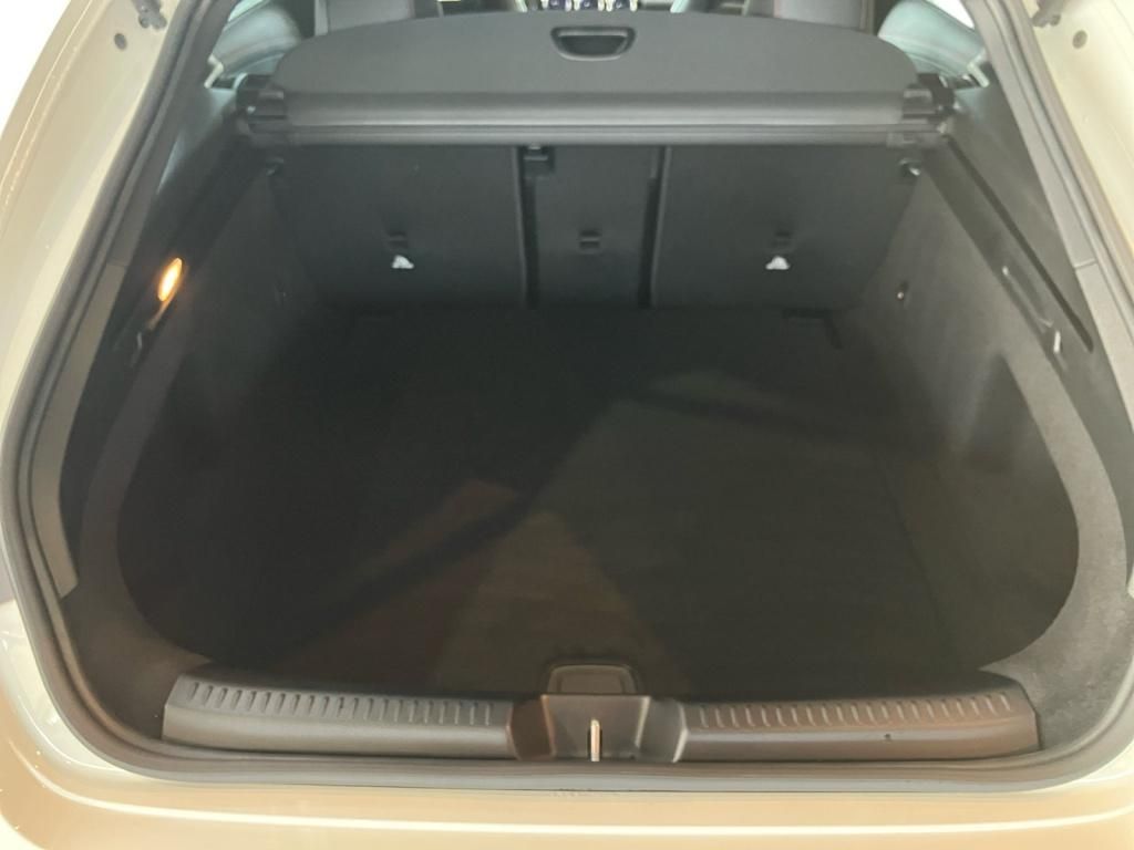 Fahrzeugabbildung Mercedes-Benz CLA 180 SB AMG*AHK*360°*LED*Night*Keyless*Kamera