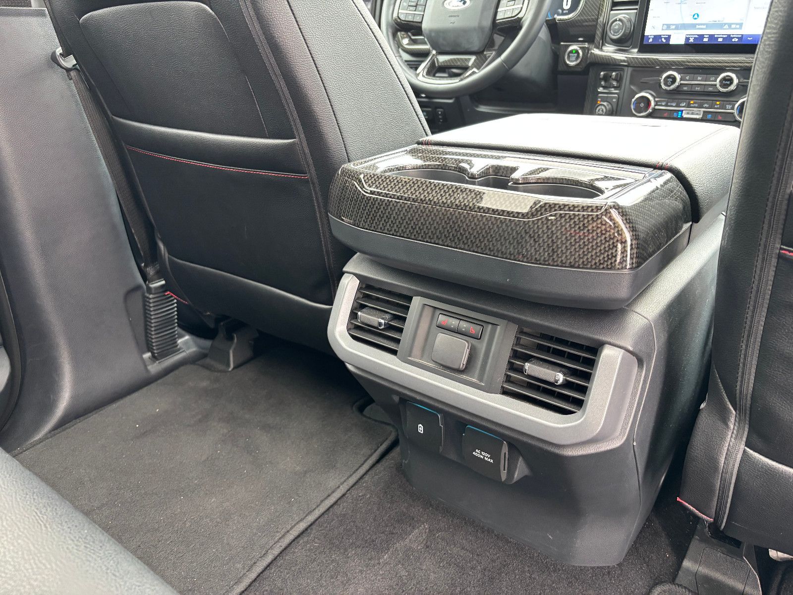 Fahrzeugabbildung Ford F 150 Shelby/785hp supercharger/EU-MODELL/1-HAND