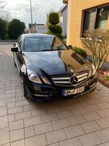 Mercedes-Benz E 250 Coupé CGI obsidianschwarz metallic ... - Mercedes-Benz E 250: Cgi