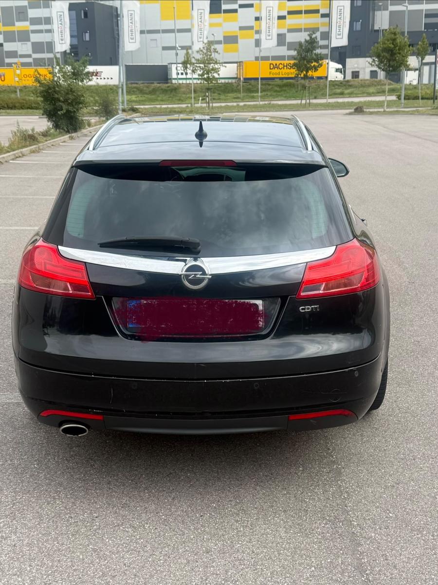 Opel Insignia 2010 — двигун 1.956 cm³, 160 HP (118kW)