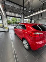 Kia Rio 1.2 Spirit Spirit - gebrauchte Kia Rio aus dem Jahr 2013