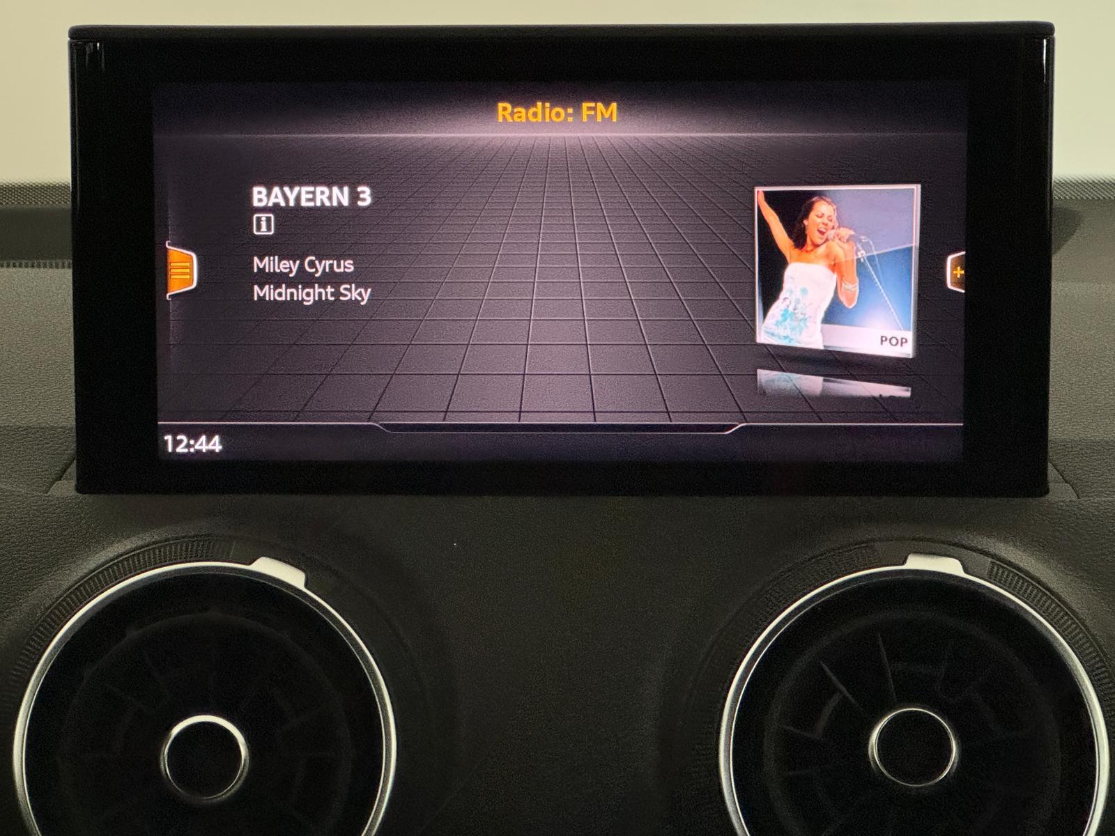Audi Q2 1.0 TFSI Proline LED Navi-app Parkhilfe apple, миниатюра 17